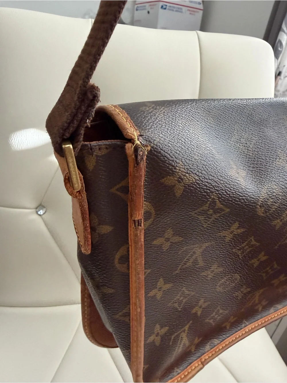 Vintage Louis Vuitton monogram bosphore messenger bag